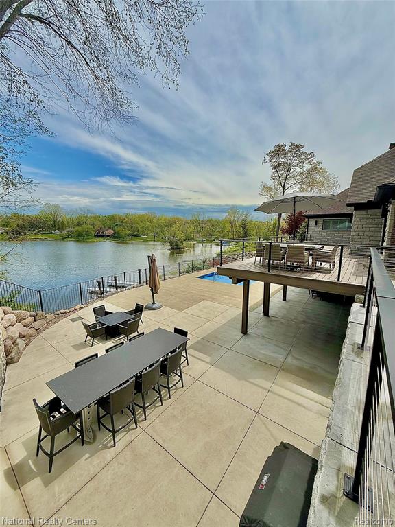main property photo 51