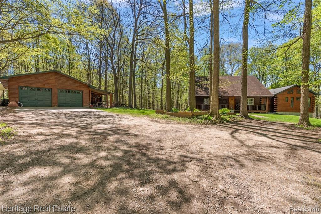 main property photo 32
