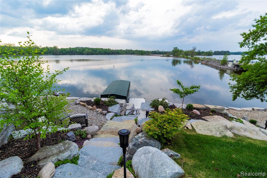 main property photo 83