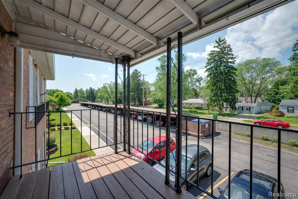 main property photo 14