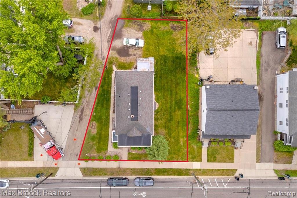main property photo 46