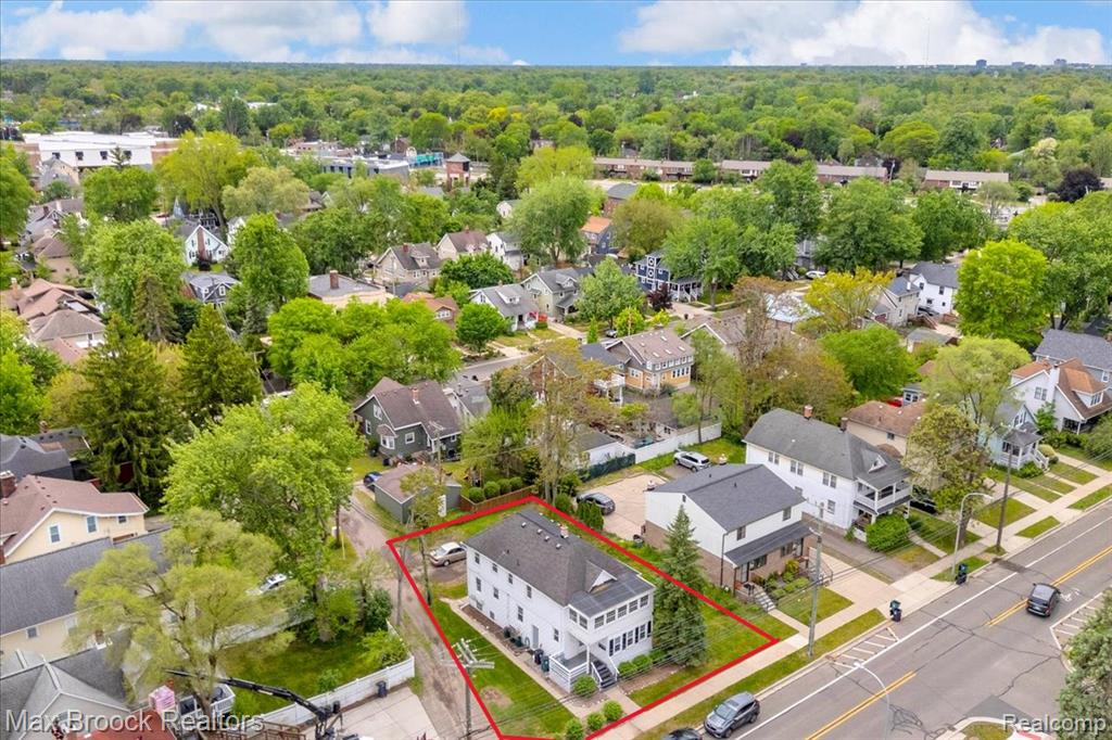 main property photo 47
