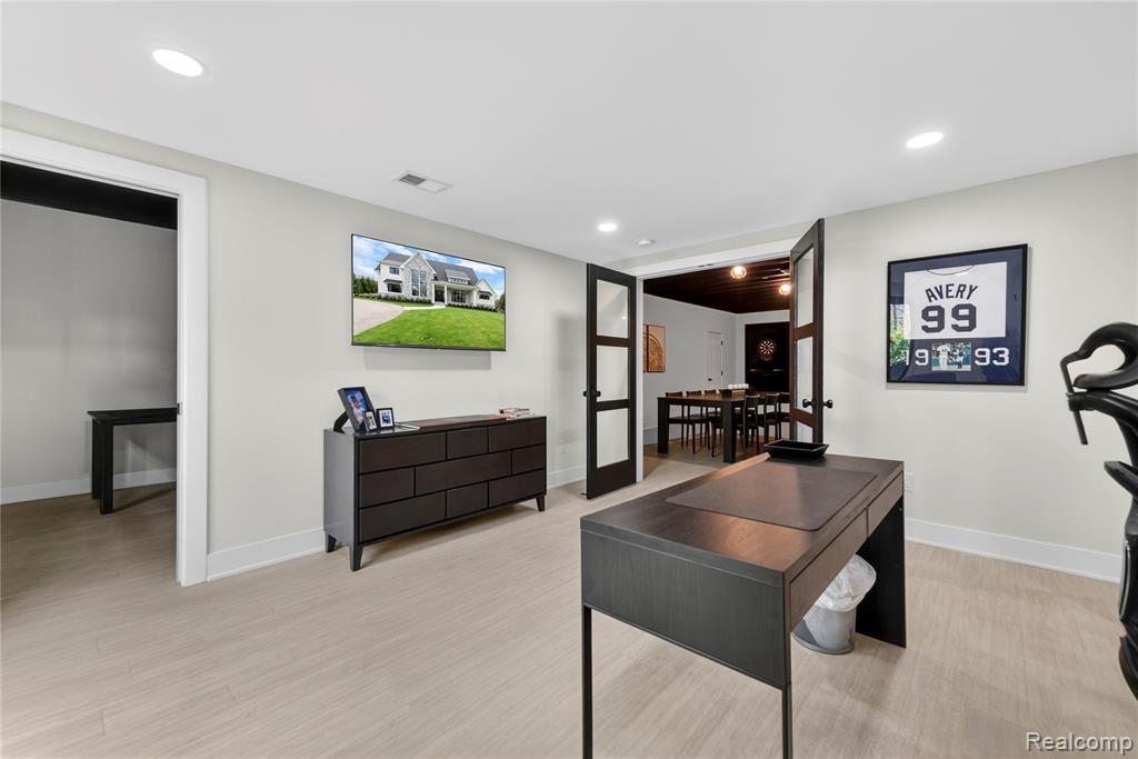 main property photo 62