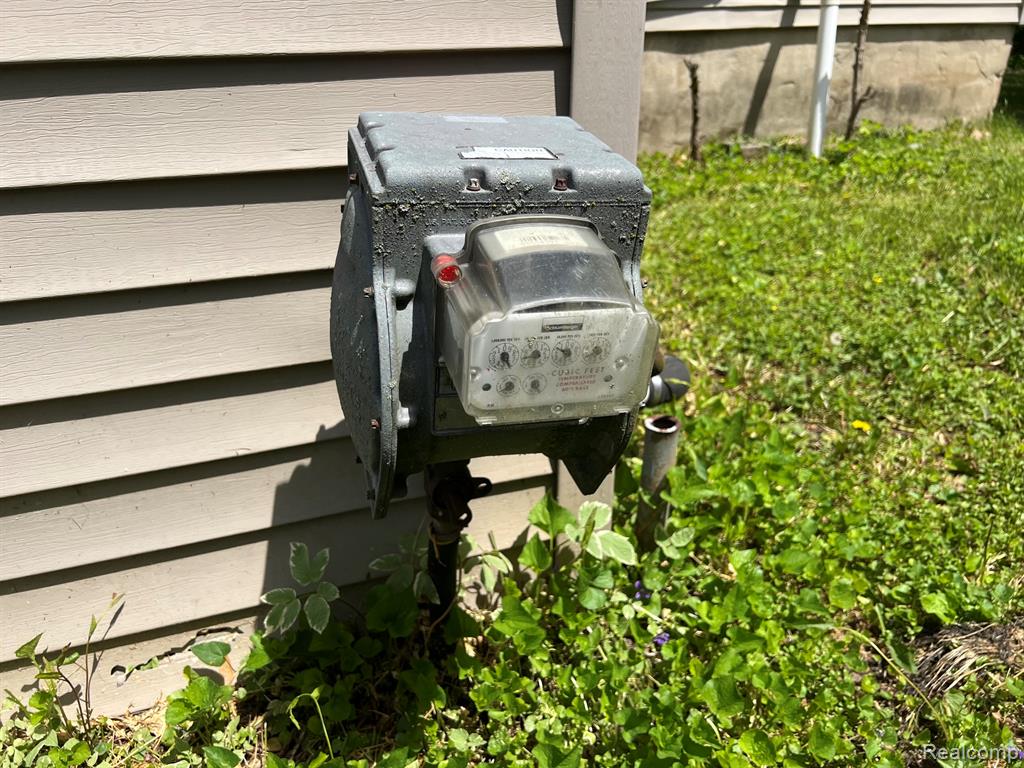 main property photo 17