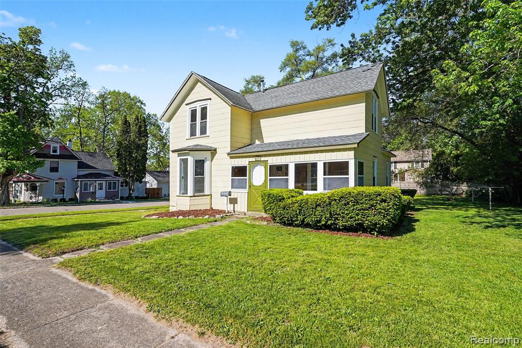 main property photo 19