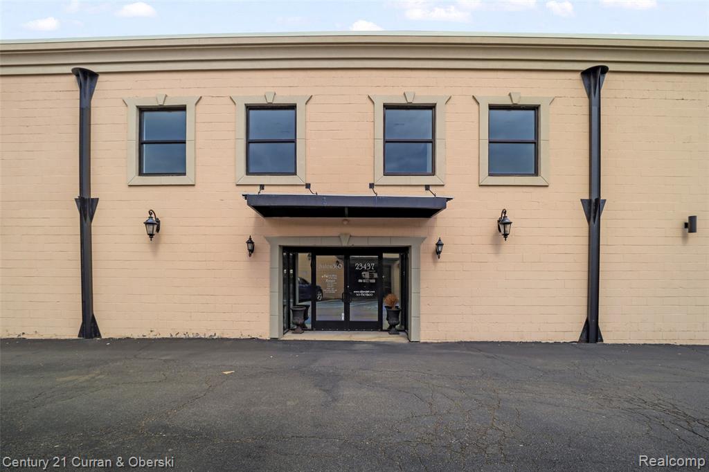 main property photo 34