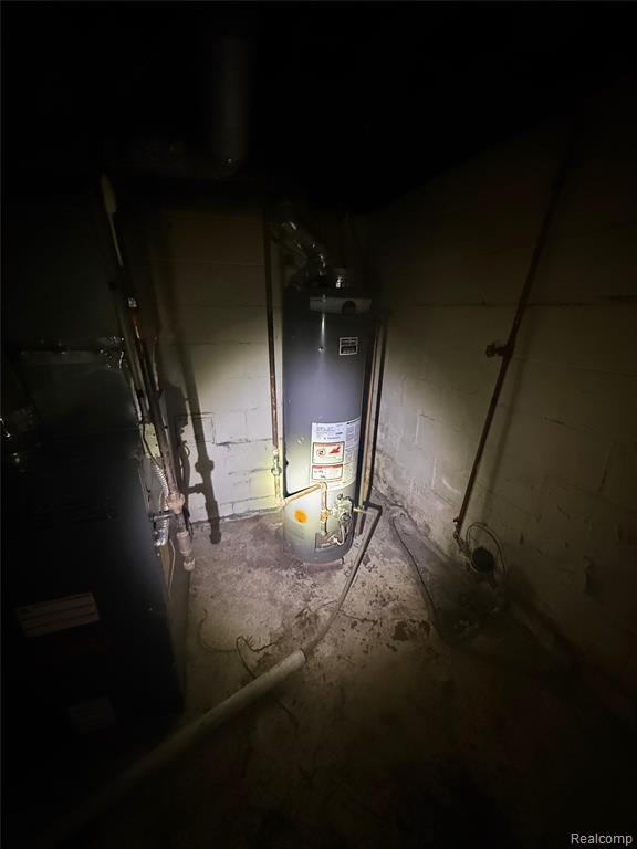 main property photo 25