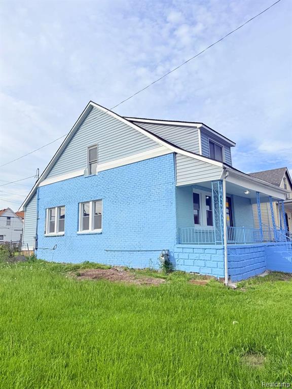 main property photo 3