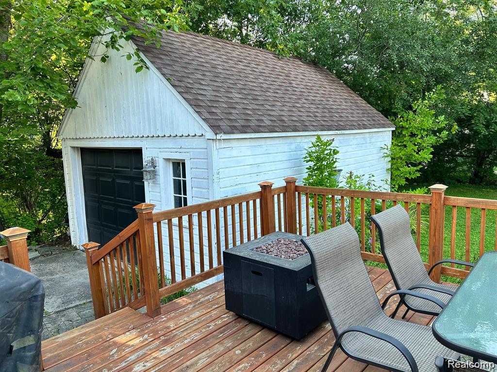 main property photo 15