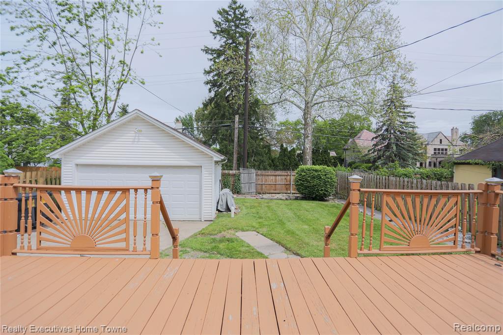 main property photo 5