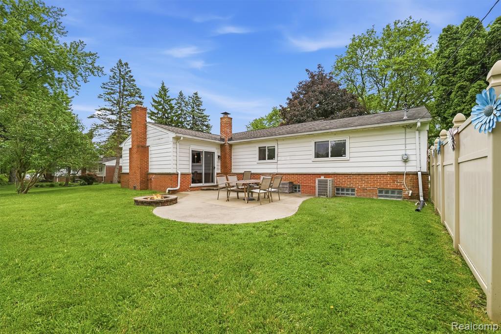 main property photo 42