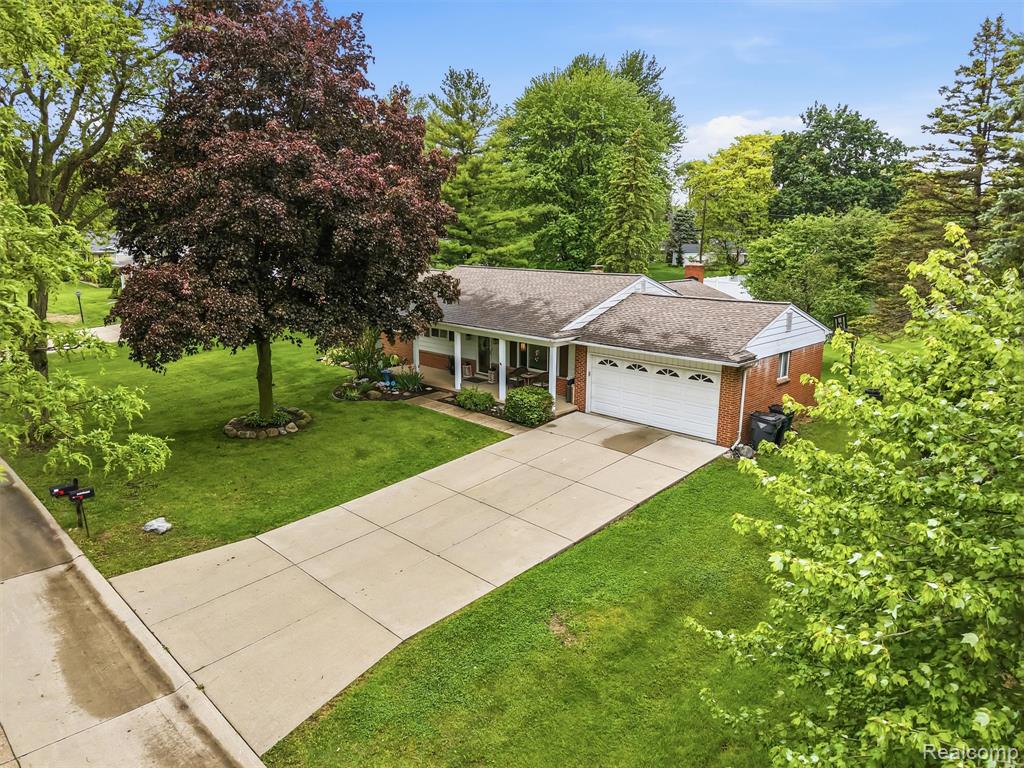 main property photo 46