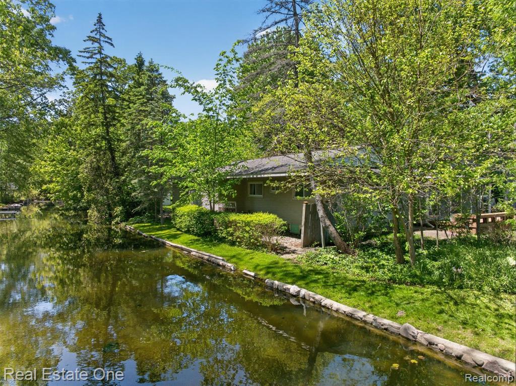 main property photo 58
