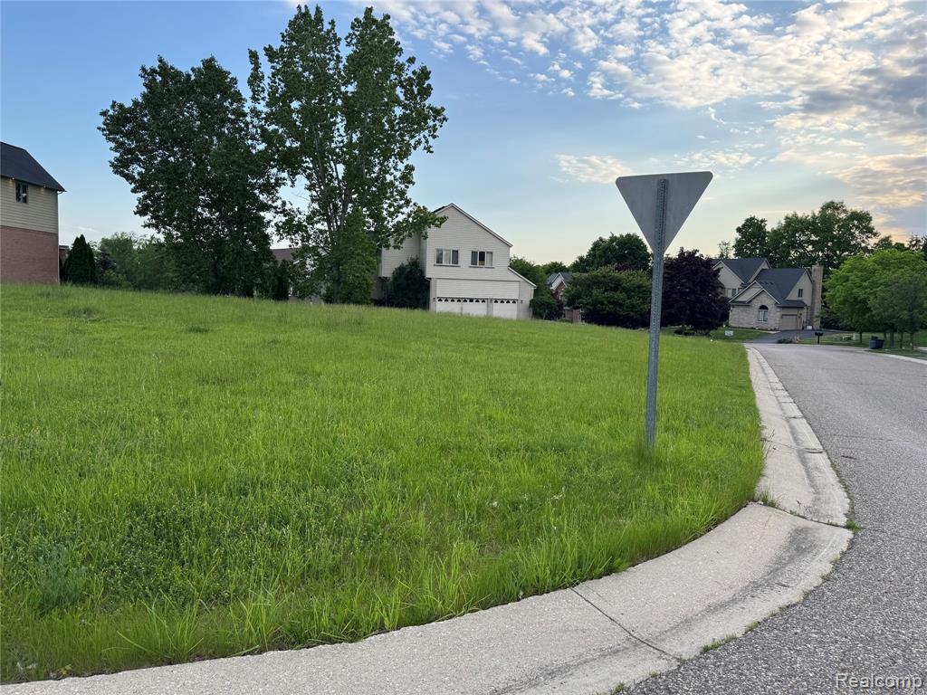 main property photo 5