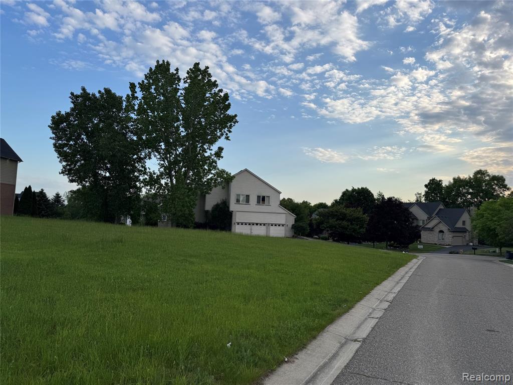 main property photo 6