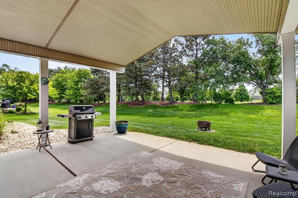main property photo 59