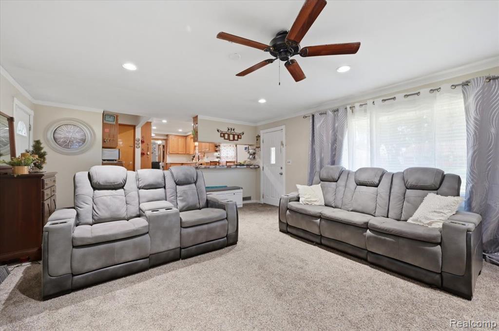 property viewer photo 15