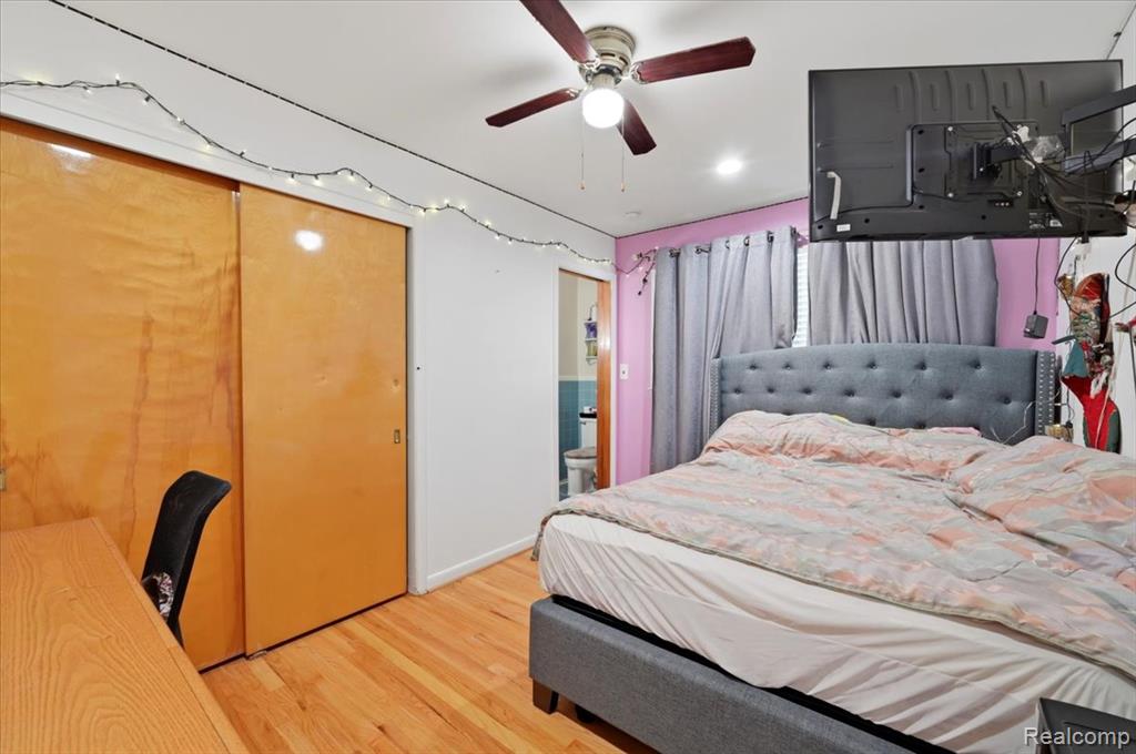 property viewer photo 19