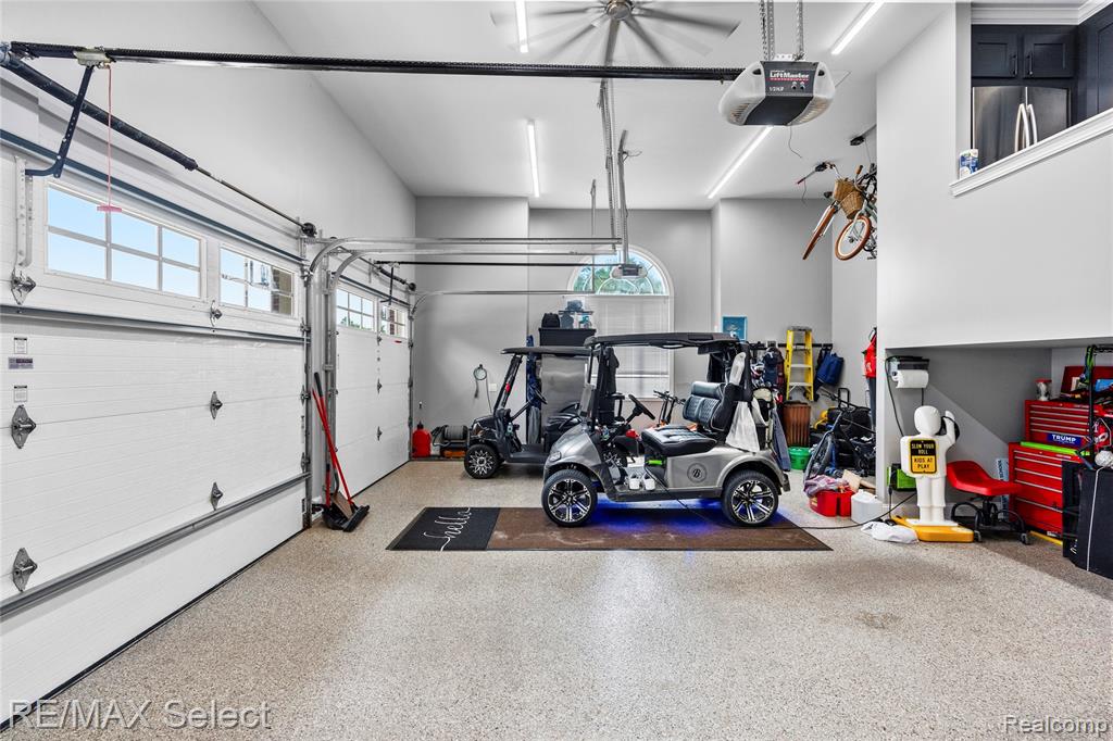 main property photo 60