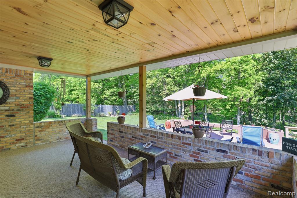 main property photo 46
