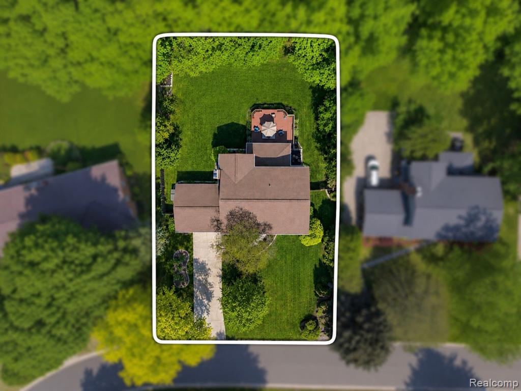 main property photo 66