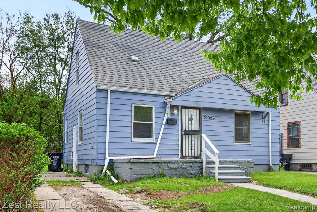 main property photo 17