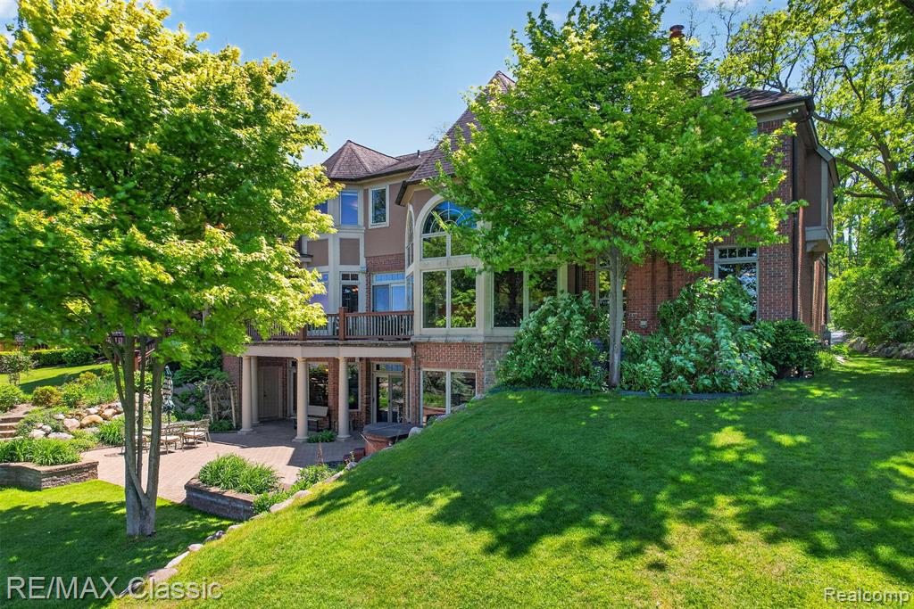 main property photo 80
