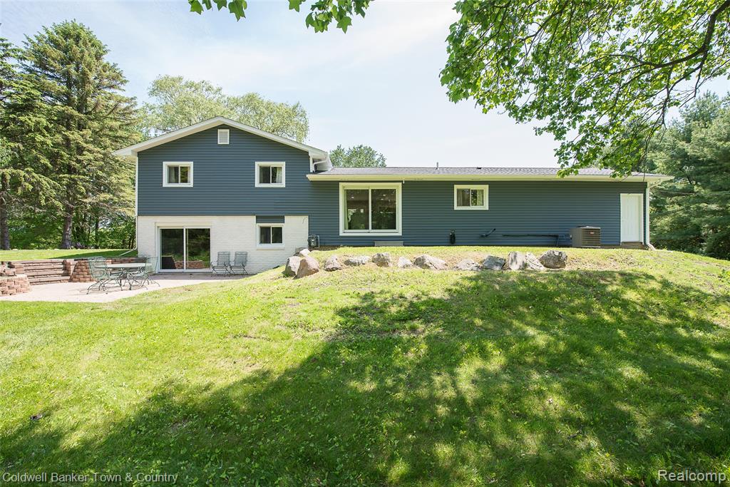 main property photo 47