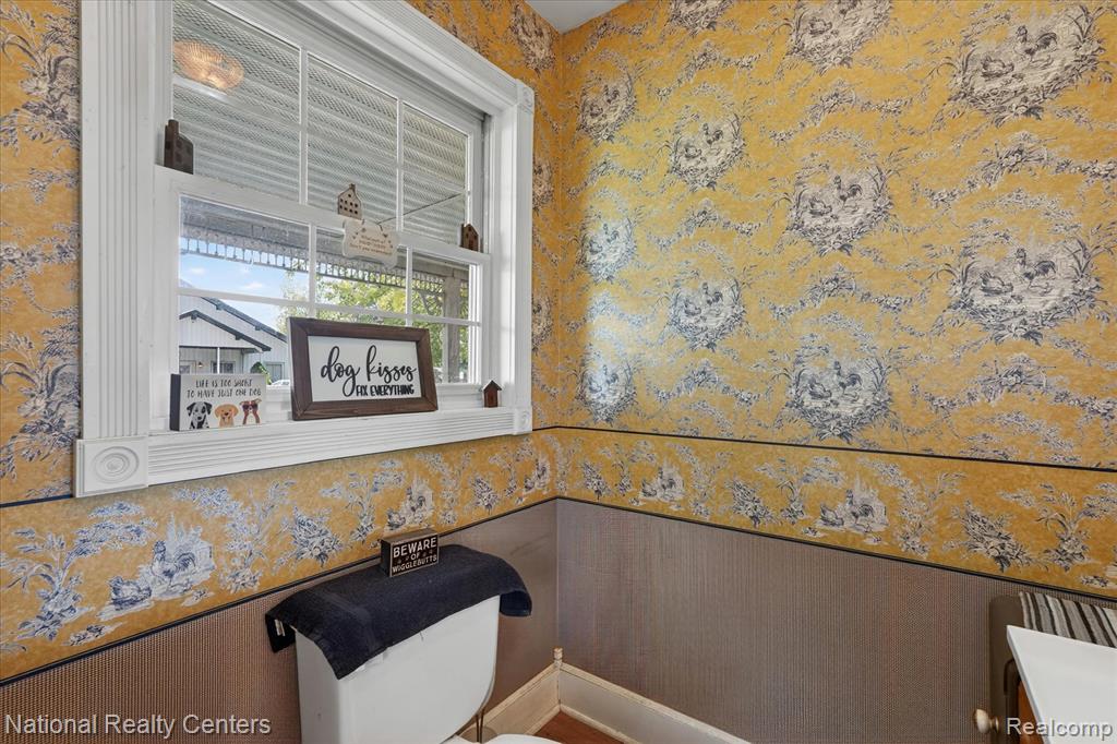 main property photo 17