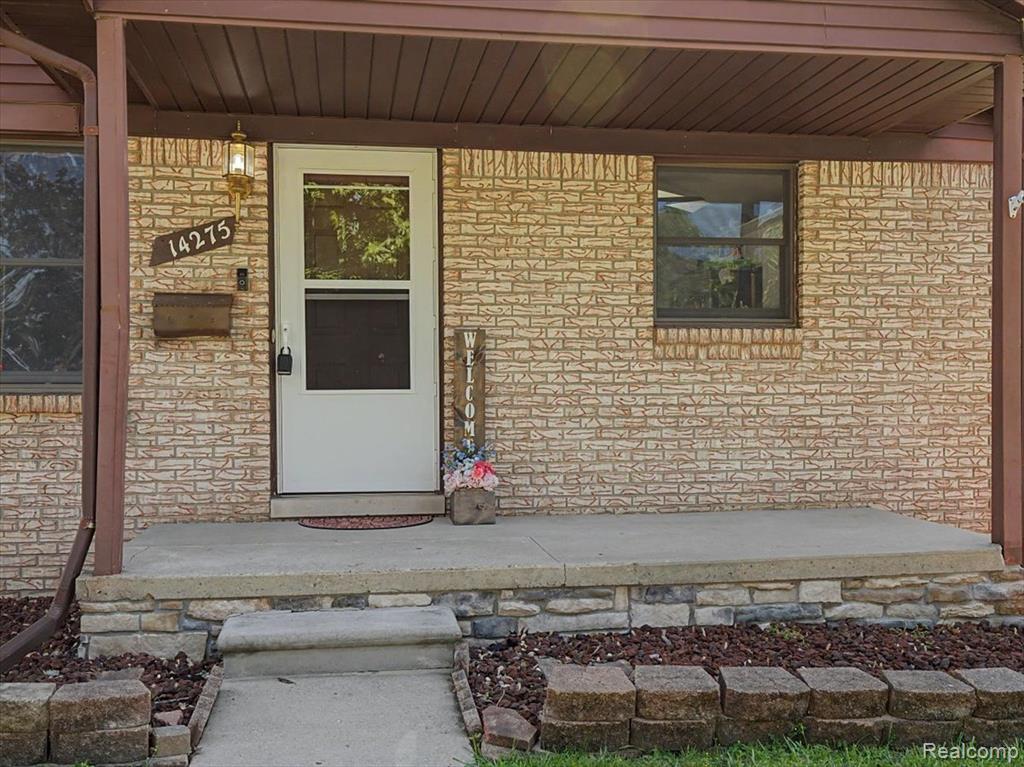 main property photo 50