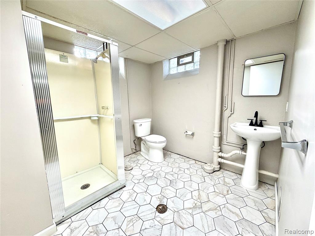 main property photo 48