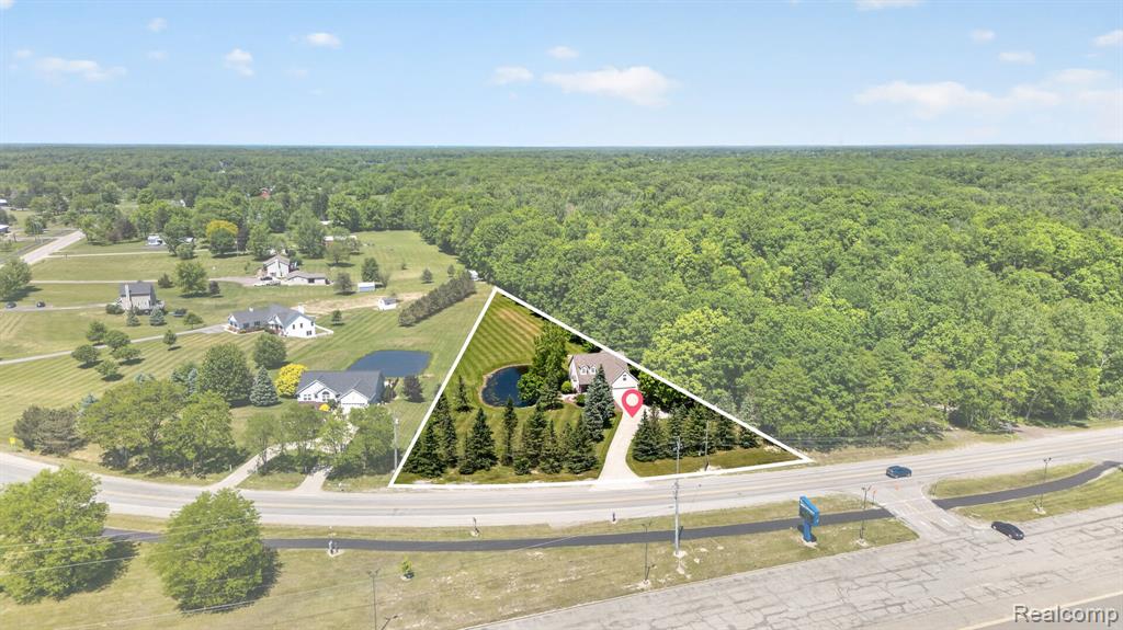 main property photo 50