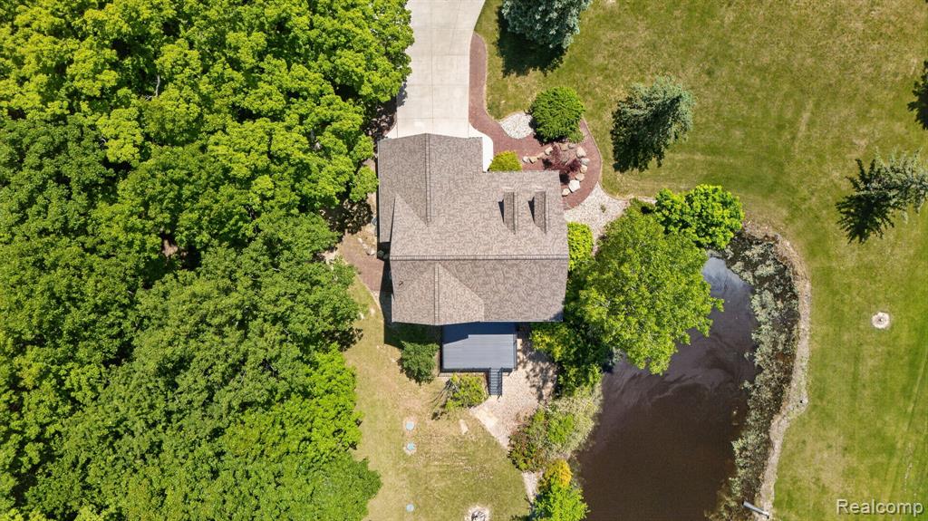 main property photo 59