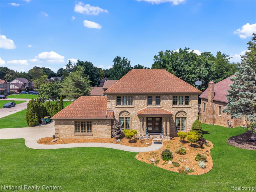main property photo 1
