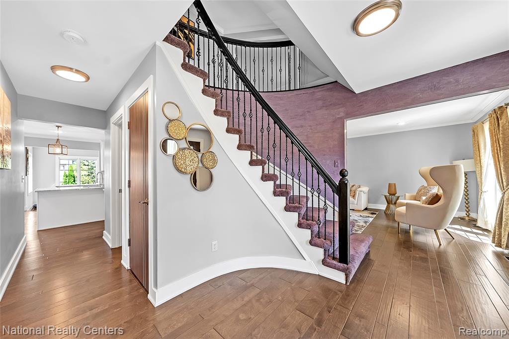 main property photo 29