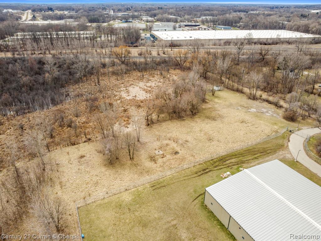 main property photo 7
