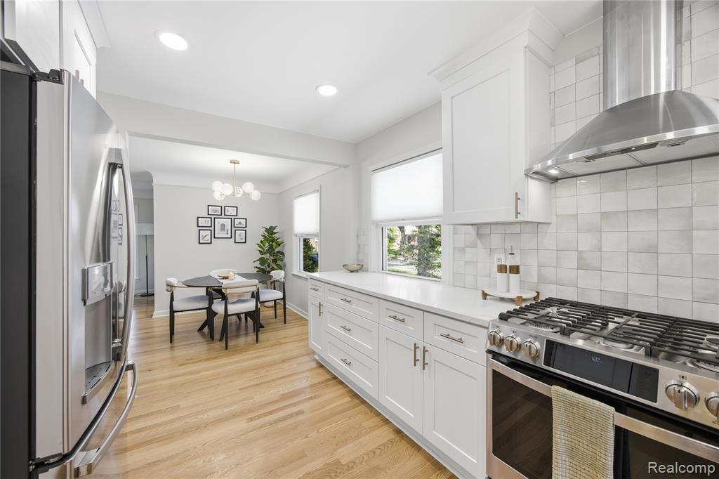 property viewer photo 4