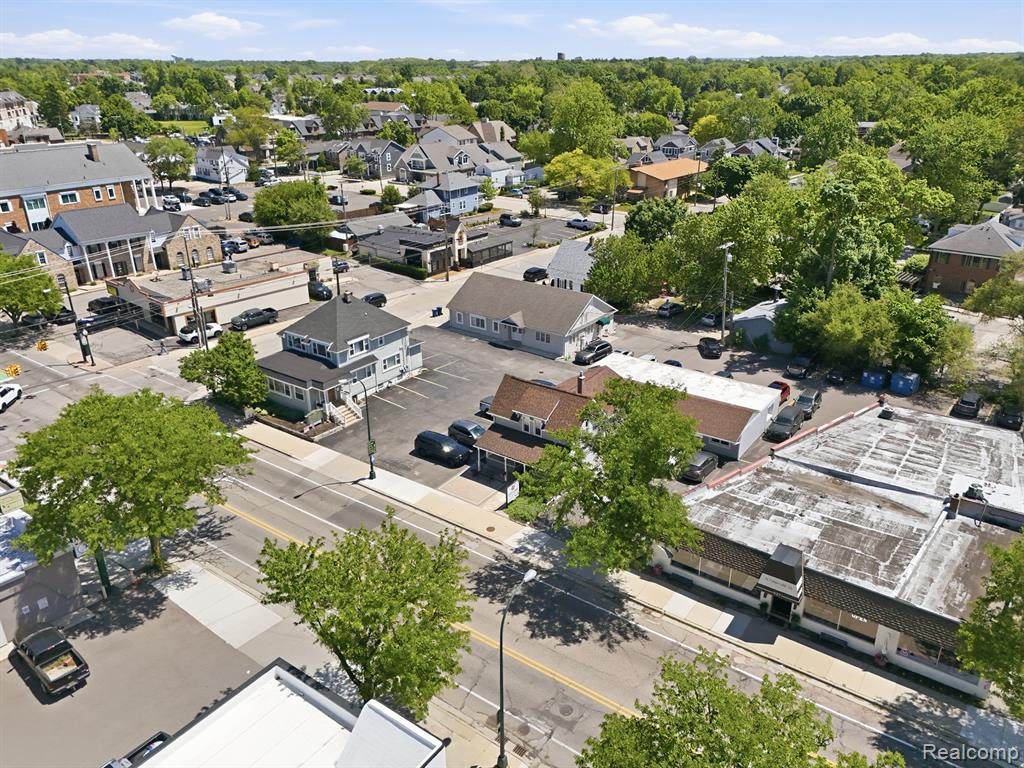 main property photo 43