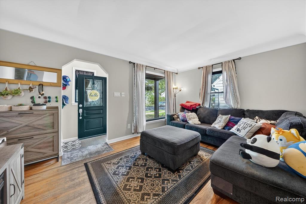 main property photo 5