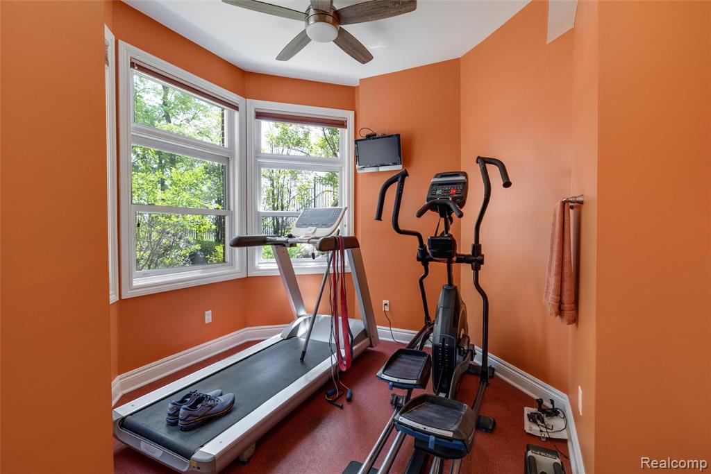 main property photo 67