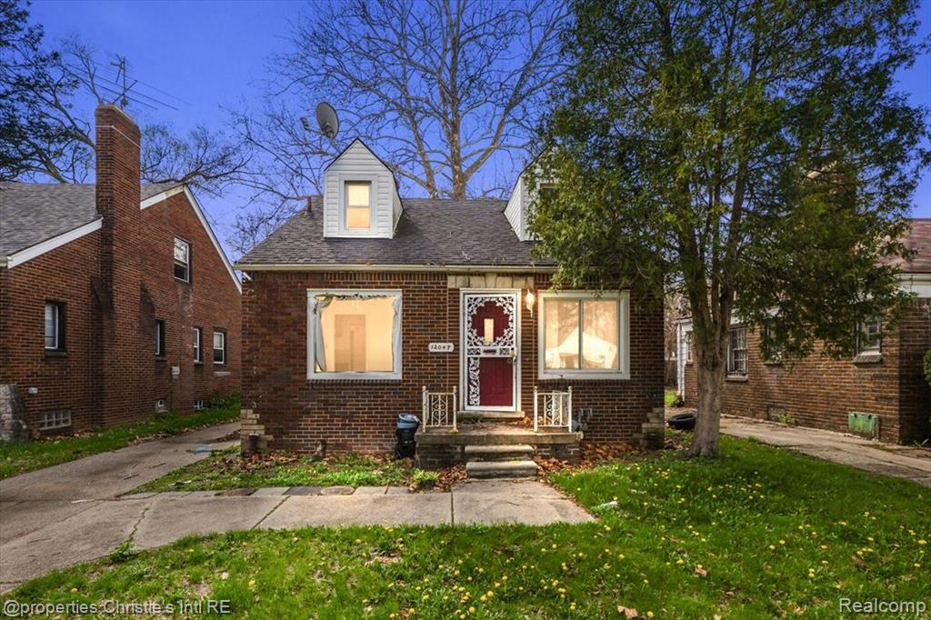 main property photo 2