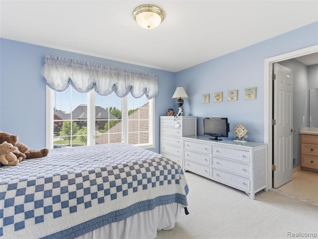 main property photo 56