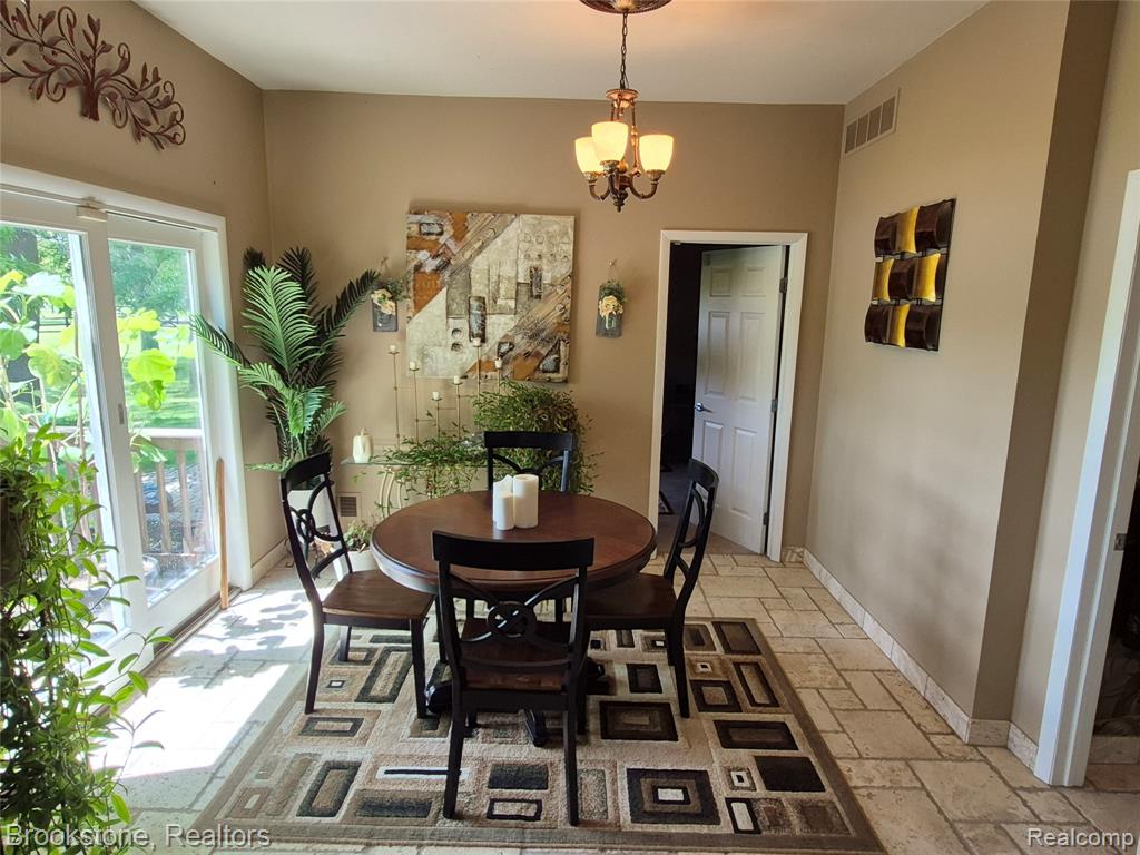 main property photo 62