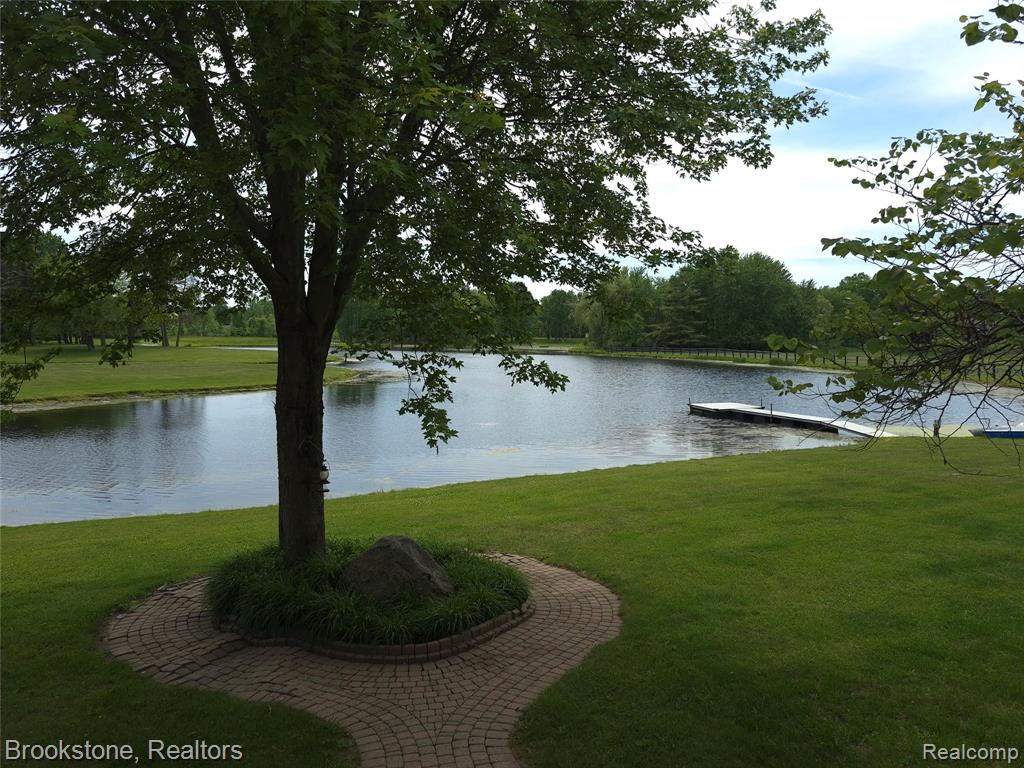 main property photo 78