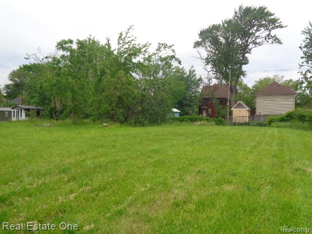 main property photo 11