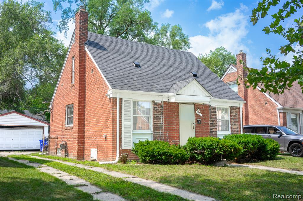main property photo 2