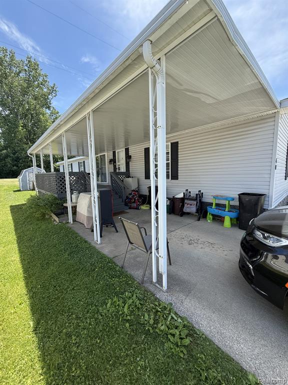 main property photo 18