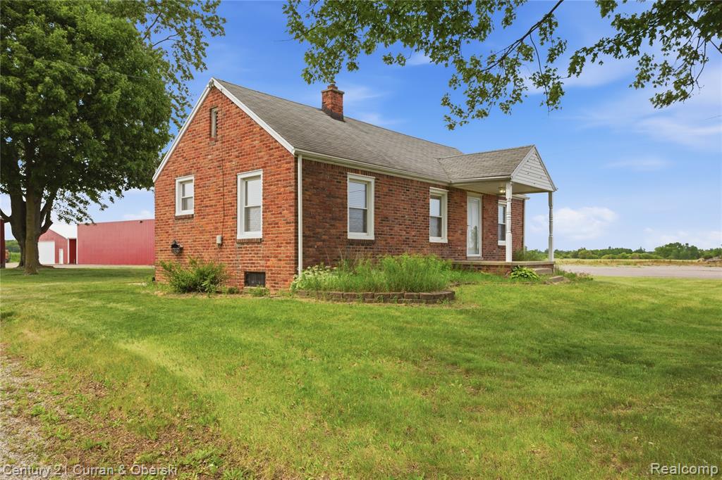 main property photo 18