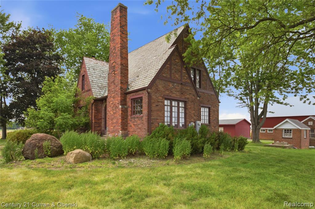 main property photo 22