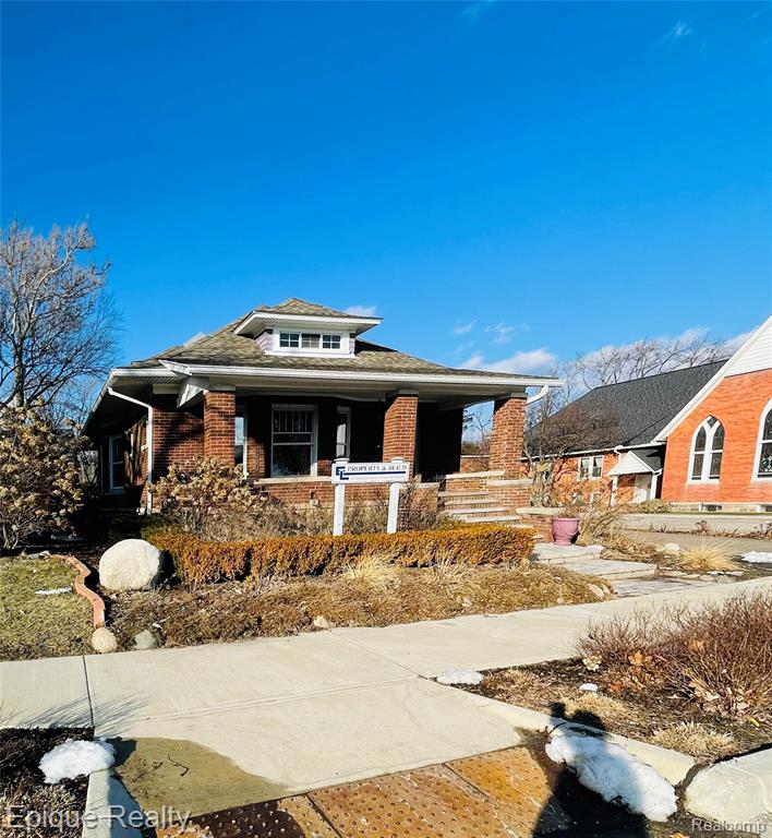 main property photo 14
